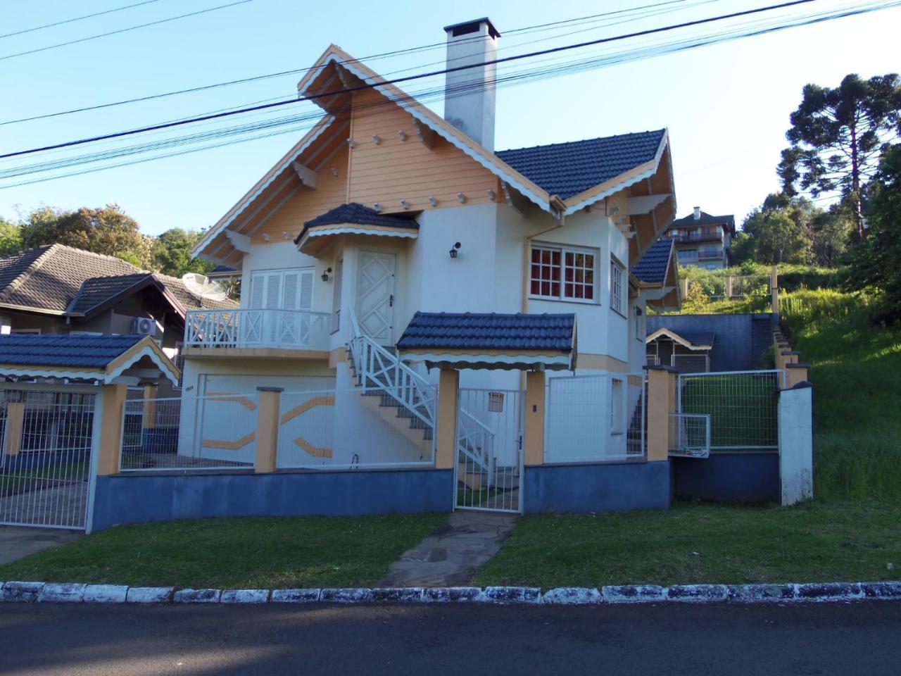 Casa Ampla Com Comodos Confortaveis Gramado Exterior foto